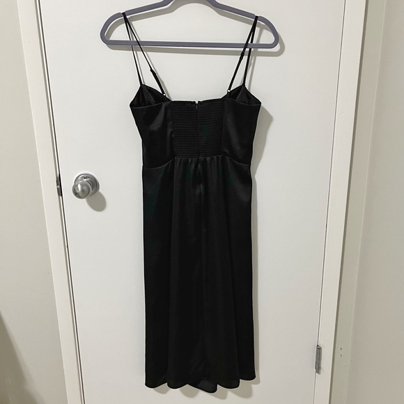 Aritzia Wilfred Glaze Satin Midi Dress Black size 4 - Picture 8 of 16